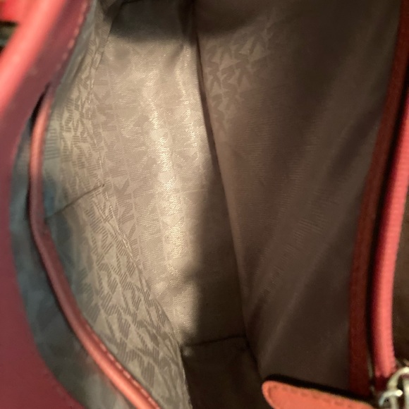 🍉🍉MIchael Kors 🍉🍉Colorblock Coral/Watermelon - Picture 5 of 15